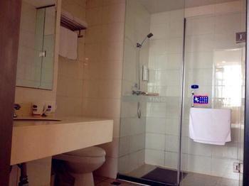 Hanting Express Hotel Wuxi Sunshine Square Exterior photo